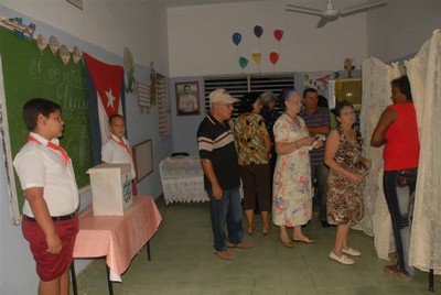 A total of 347,707 people in Sancti Spiritus went to polls in the first round. (Photo: Vicente Brito)