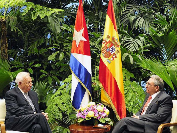 Cuba President Welcomes Spanish Minister of Foreign Affairs and Cooperation (Photo: Estudios Revolucion)