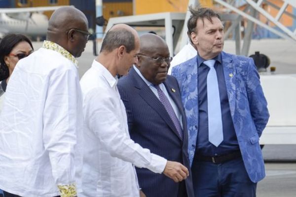 Ghana president in Cuba