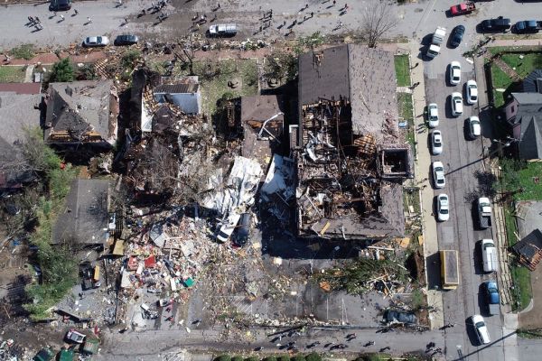 tornado damages on tennessee