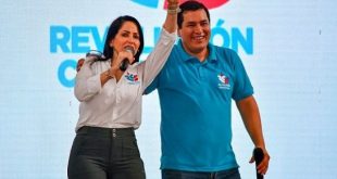 Citizen Revolution presidential candidate Luisa Gonzalez (L) & and VP candidate Andres Arauz, June 2023. | Photo: Twitter/ @CanalRevolCN