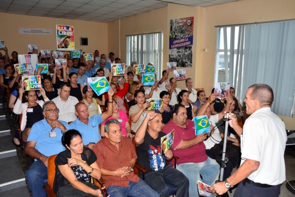 Workers of Sancti Spiritus support the Lula Libre Campaign and demand freedom for former Brazilian president