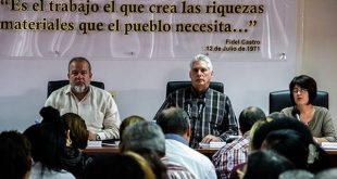 diaz-canel-in meeting of cuban ministry of labour
